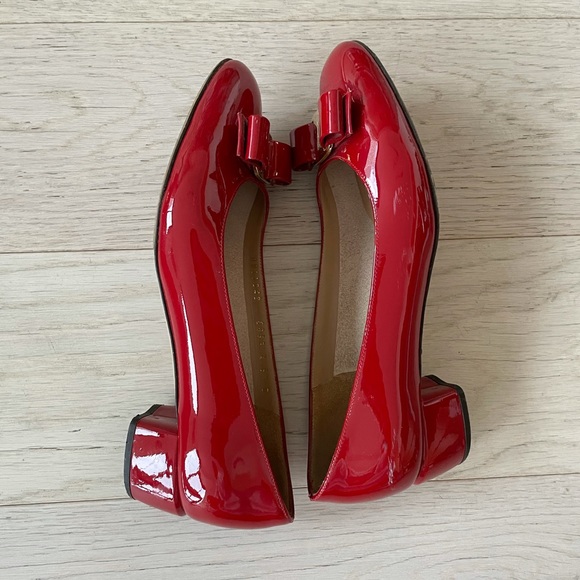 Salvatore Ferragamo iconic ballet flats - Picture 3 of 4